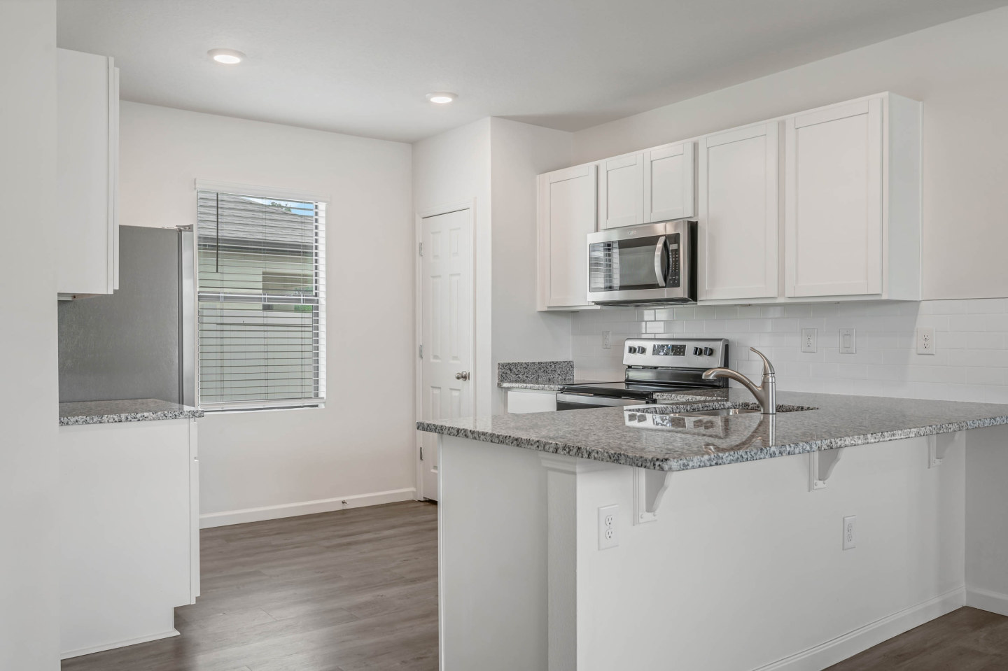 Cypress Bay Image 16