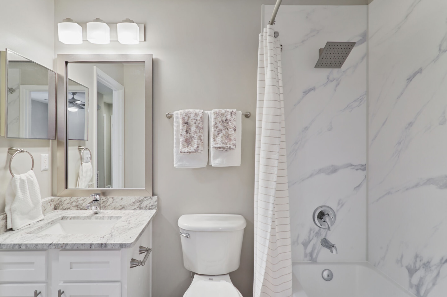 The Waterford Apartments Image 35