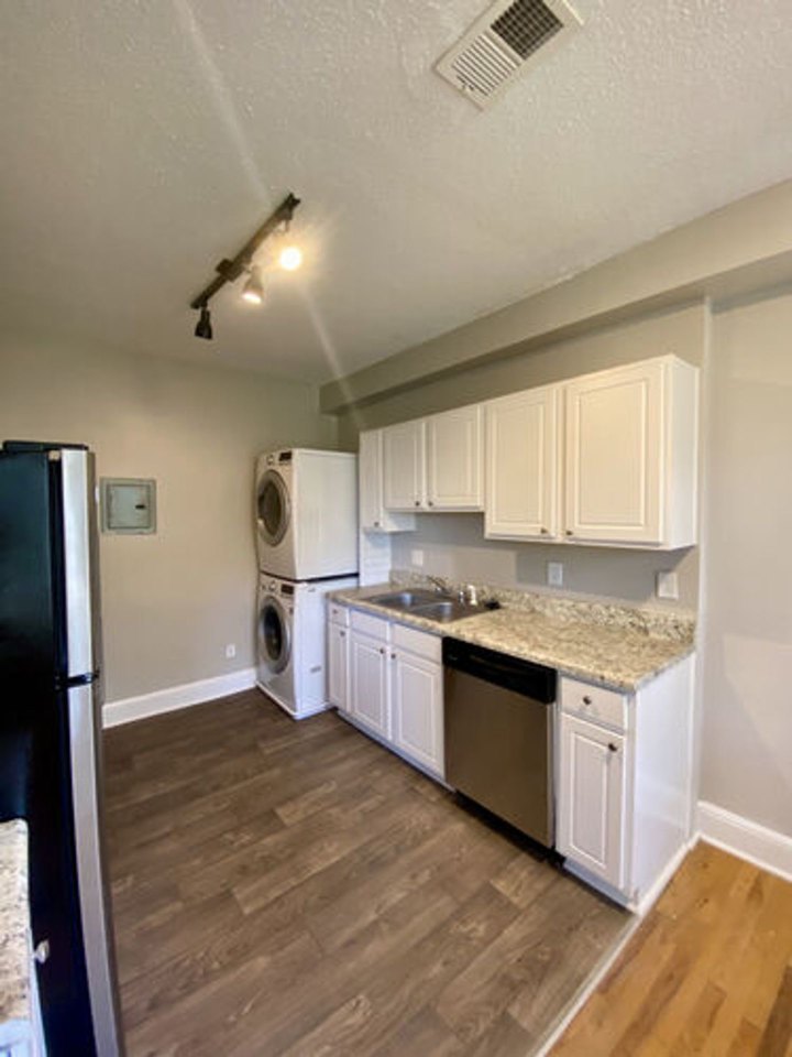 Highland Oaks Image 10