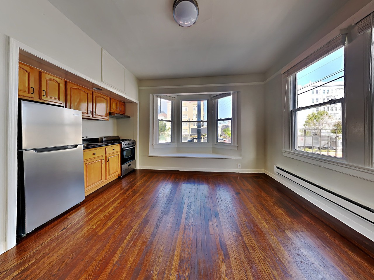 2360 Van Ness Image 5