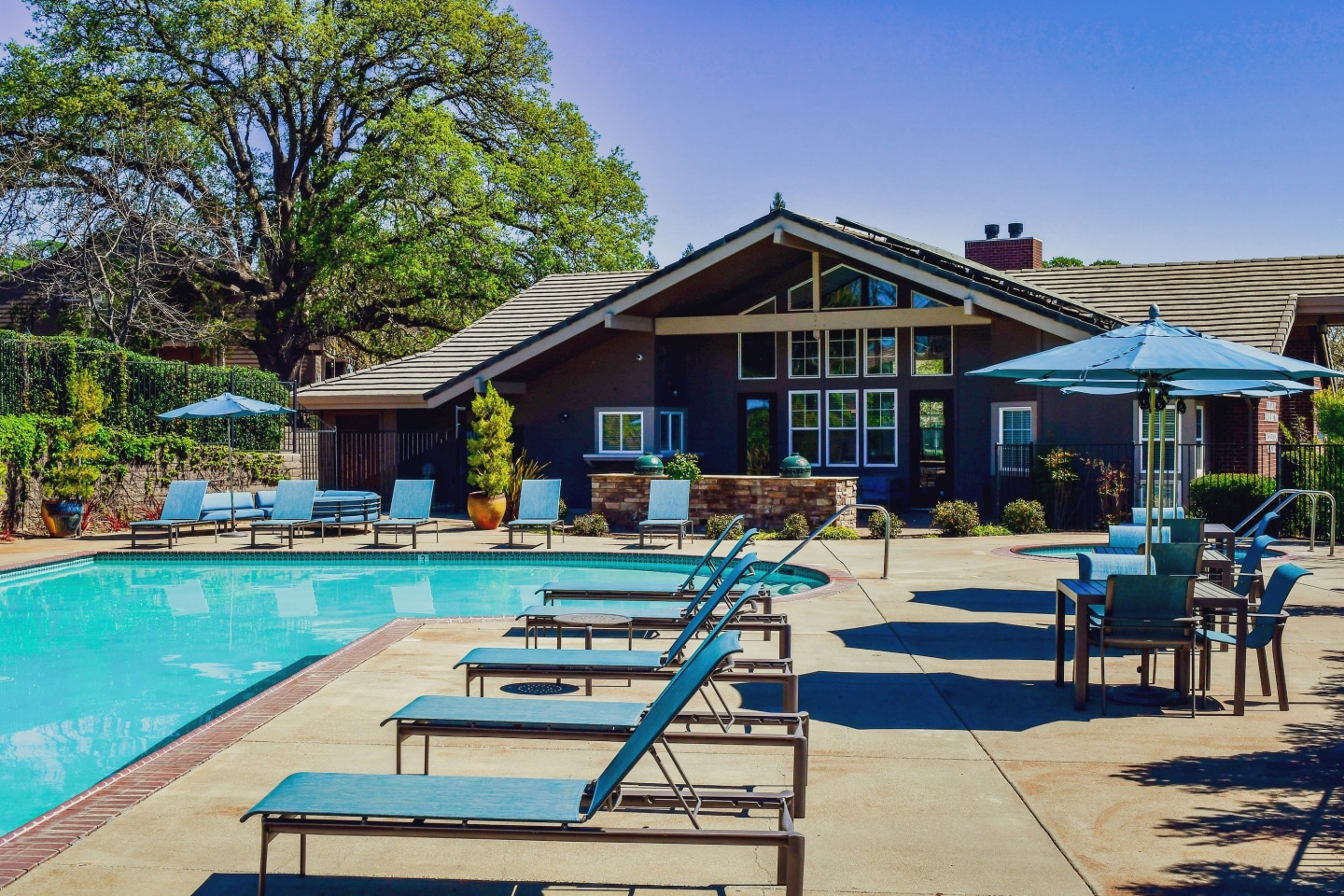 Lake Forest Image 53