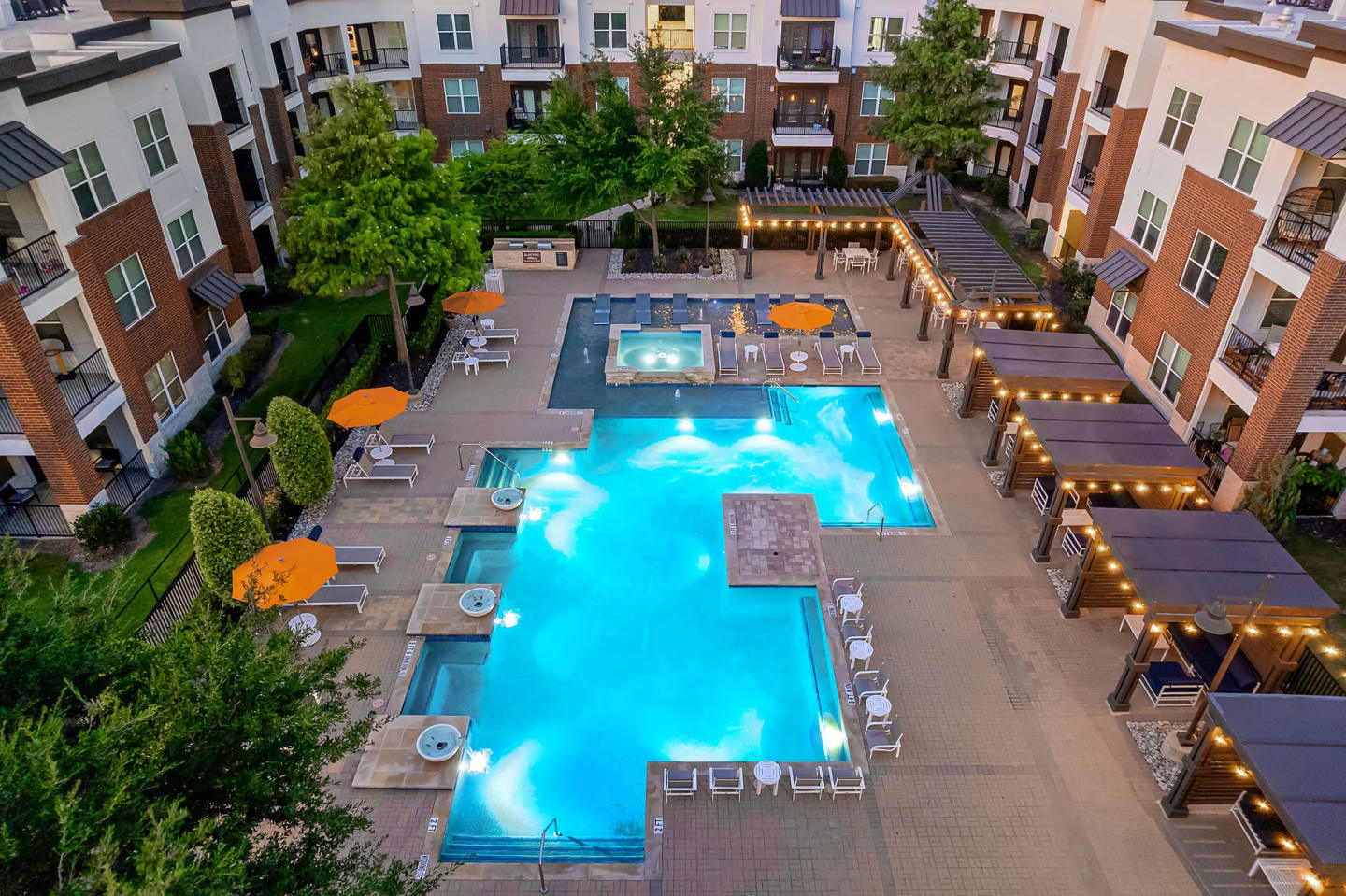 Bell Gateway Village Image 14