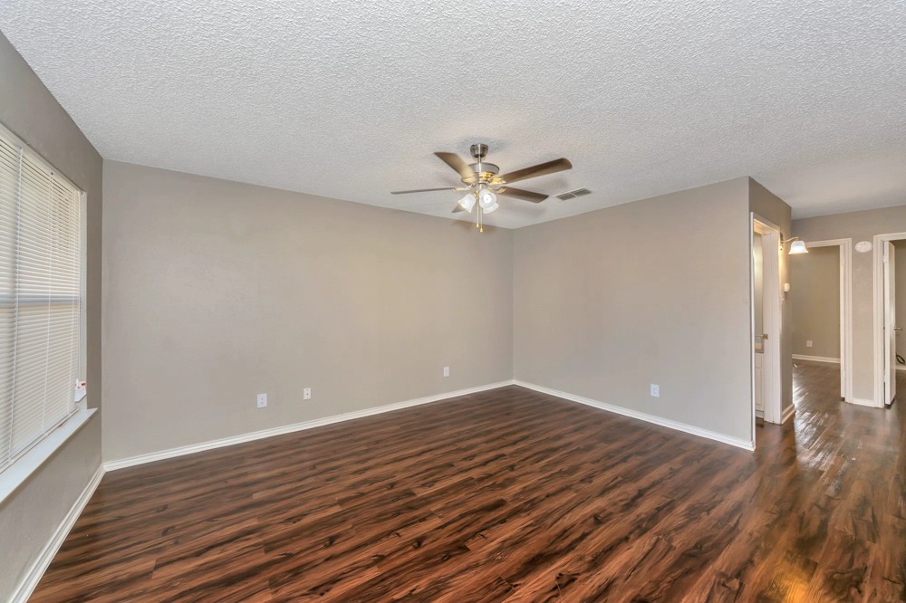 Trinity Pines Apartments Image 9