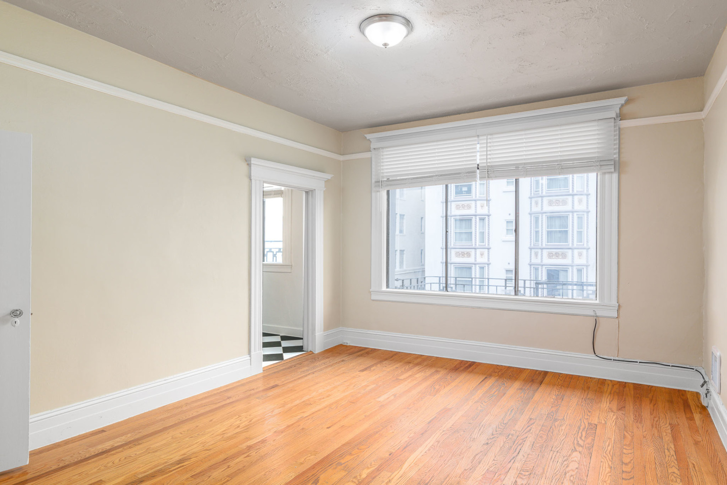 605 Jones Image 3