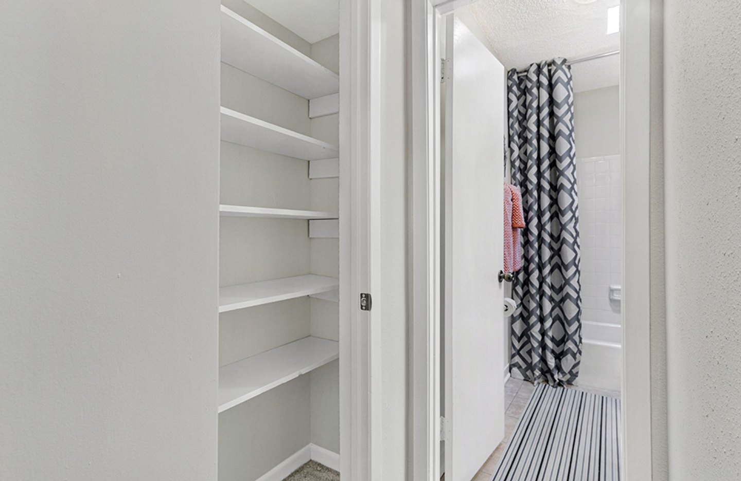 Parktowne Townhomes Image 23