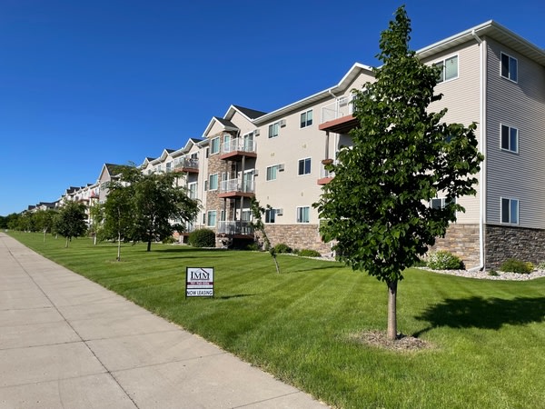 Eaglebrook at Prairie Grove Apartments Image 18