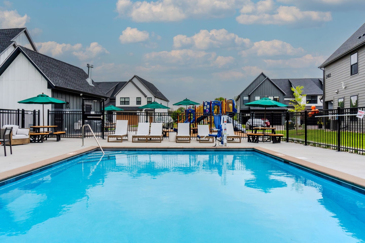 Foxtail Hollow Townhomes Image 5