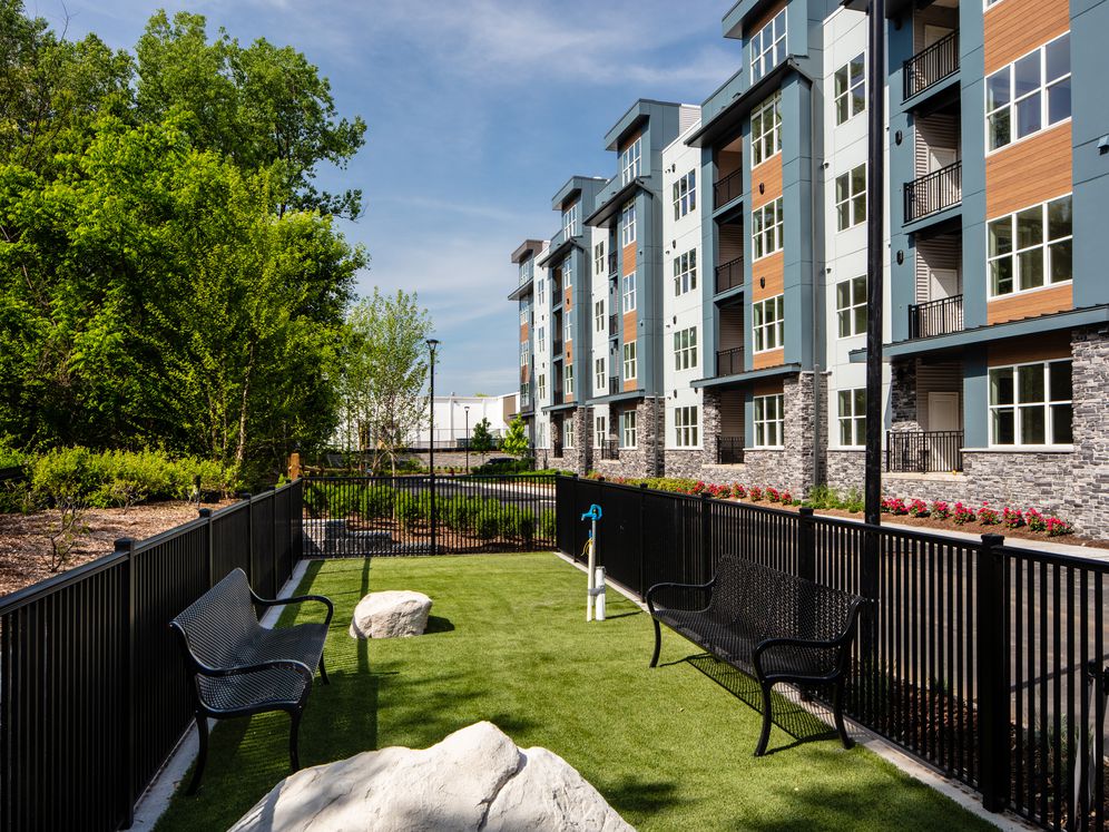 Avalon Teaneck Image 32