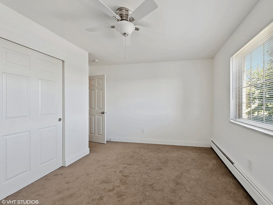 Lakota Lake Apartments Image 7