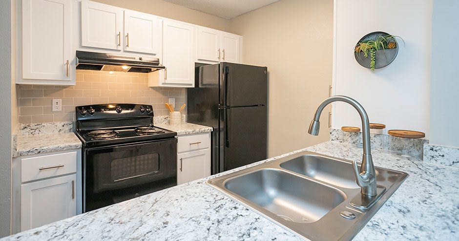 The Residences at Glenview Reserve Image 13