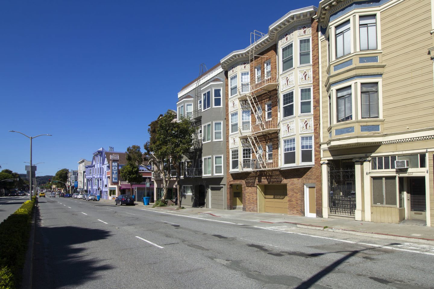 1610 LOMBARD Street Image 33