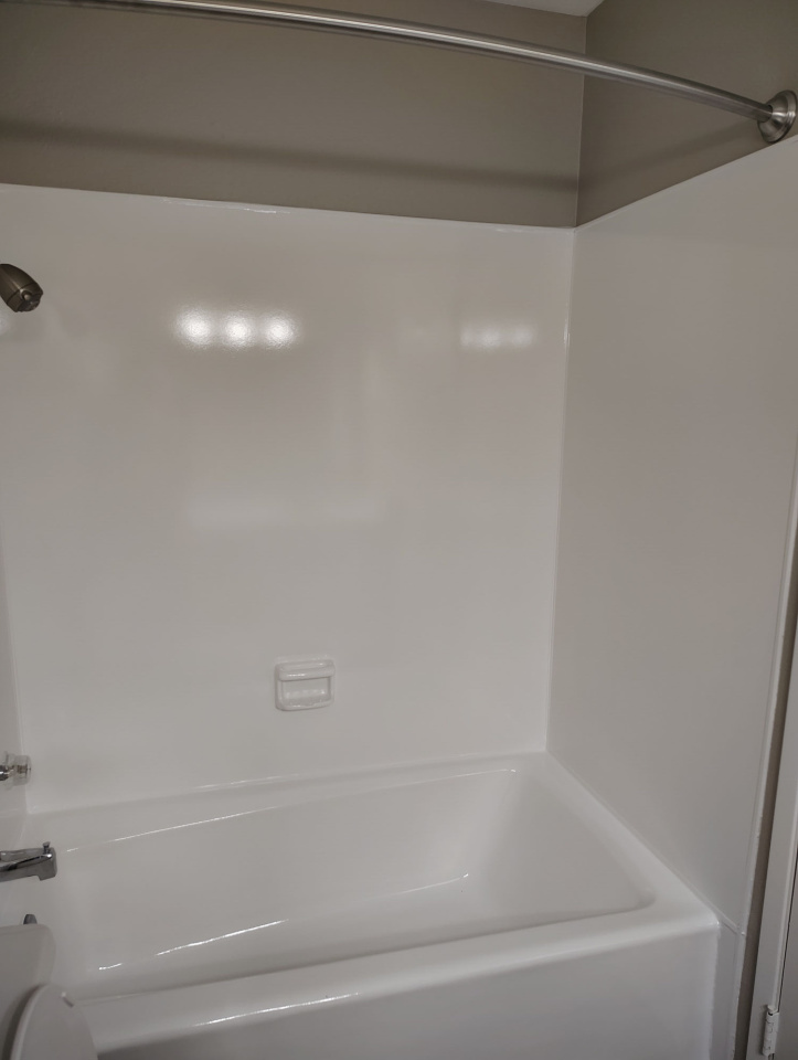 Edgewater Apartments Image 37