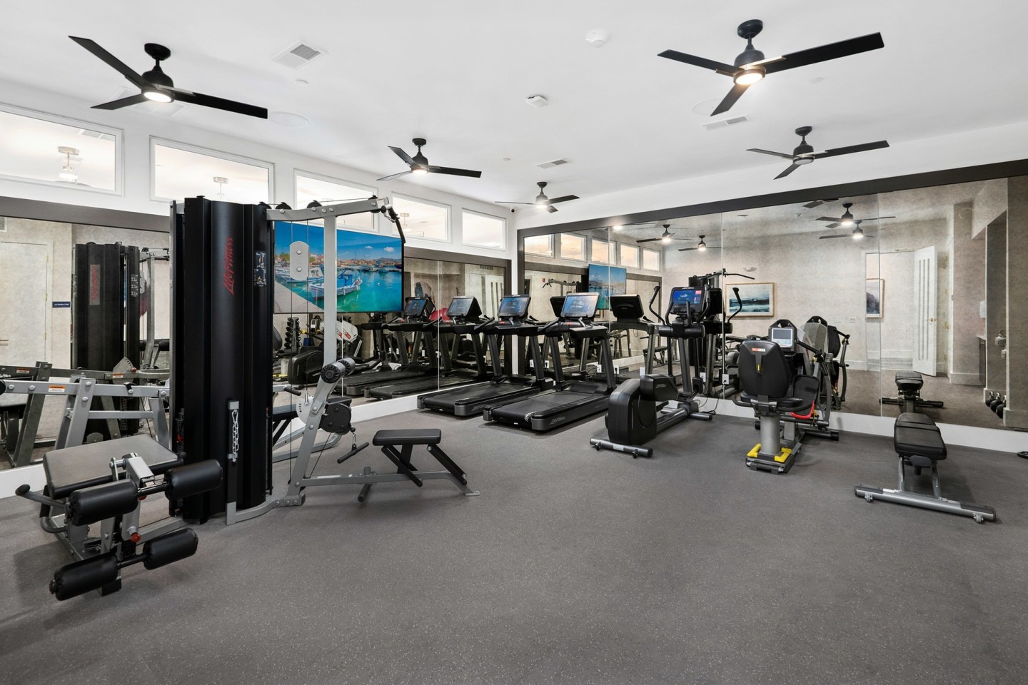 Everleigh Vernon Hills 55+ Active Adult Apartment Homes Image 23