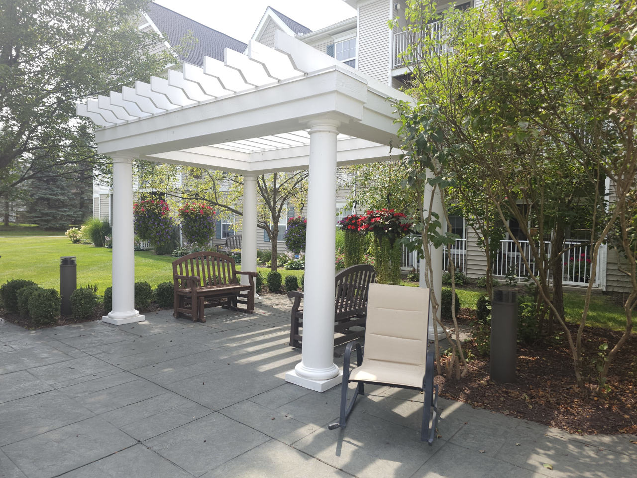 Oakhaven Manor - Senior Living Image 58