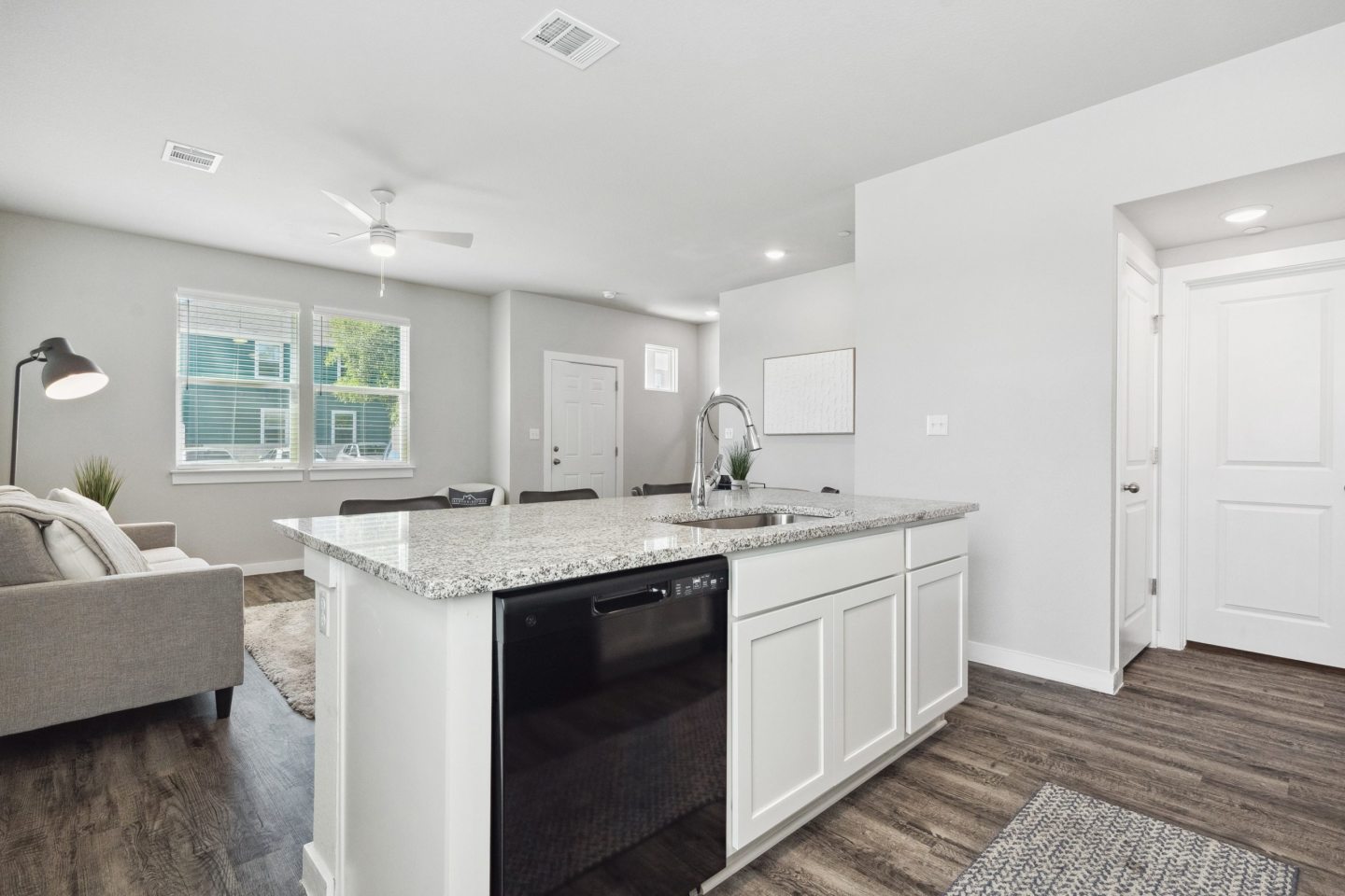 The Powell Townhomes Image 9