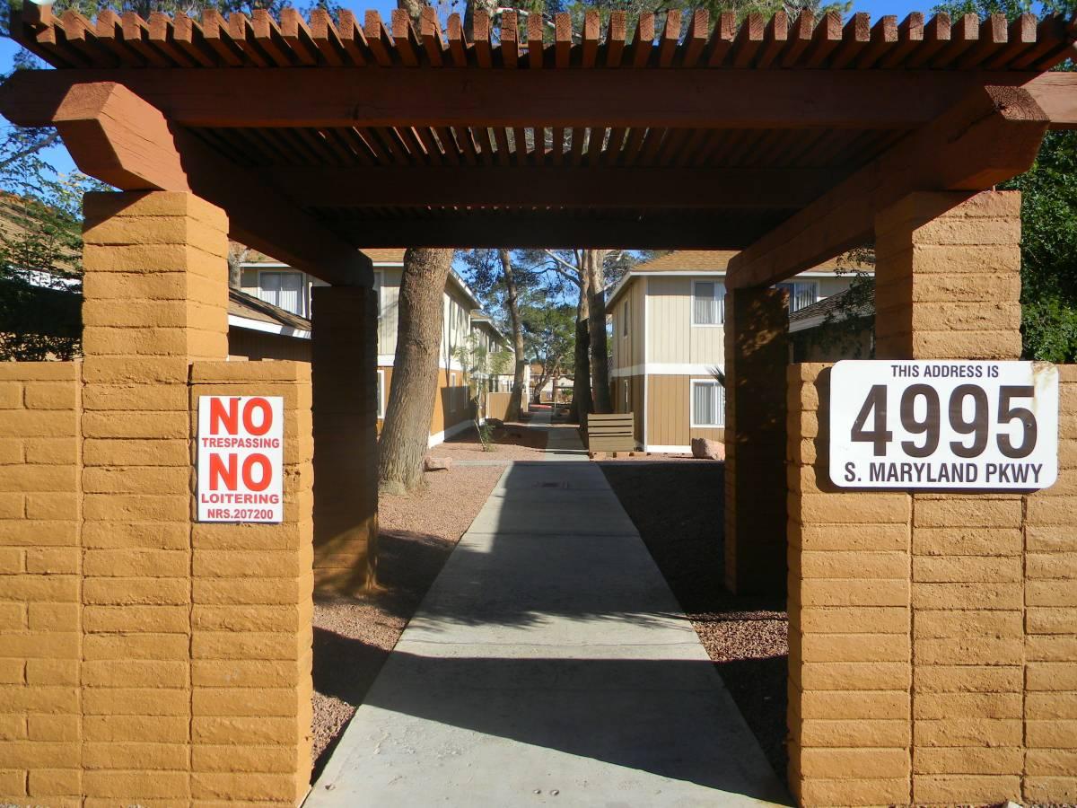 Tropicana Village Image 13