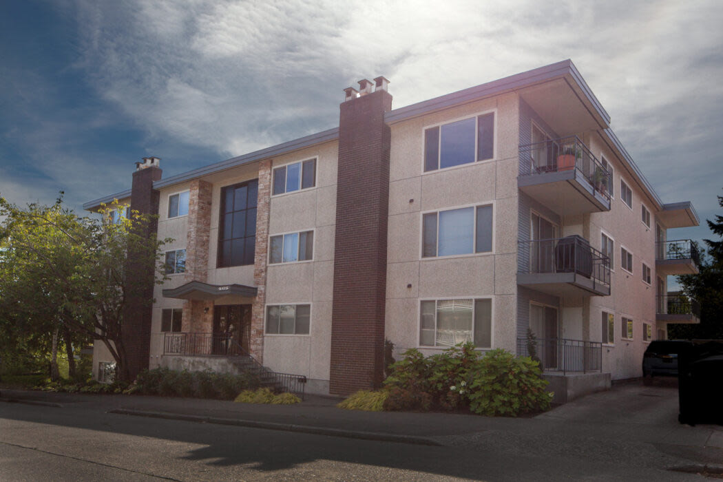 Woodland West Apartments Image 1