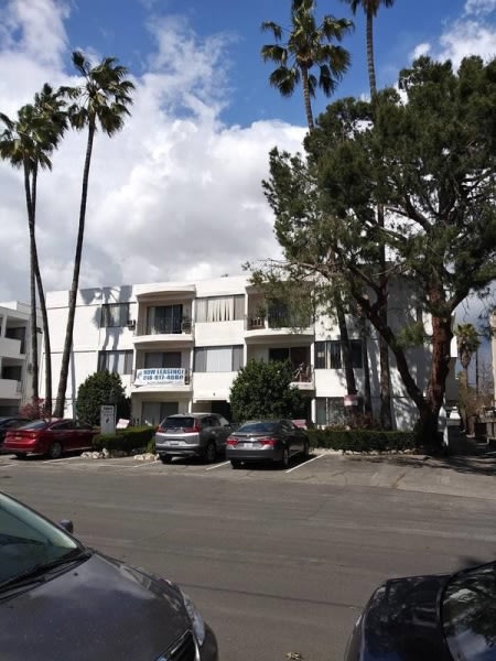 Weddington Mid-Rise Image 1