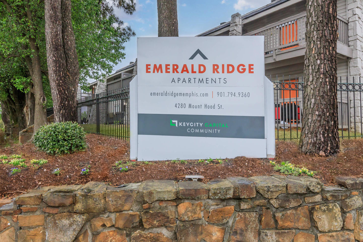 Emerald Ridge Apartments Image 21