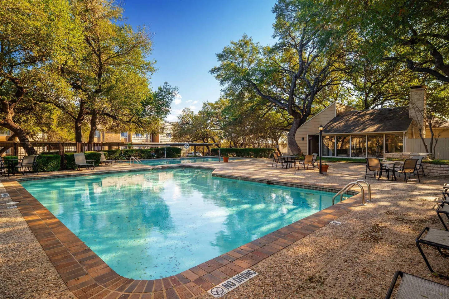 Villas Oak Creste Image 5