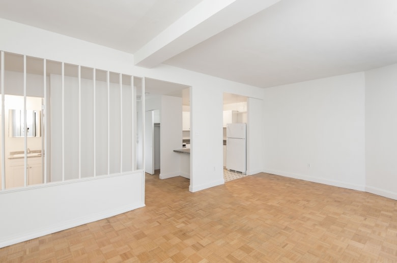 Midtown Apartments Image 6