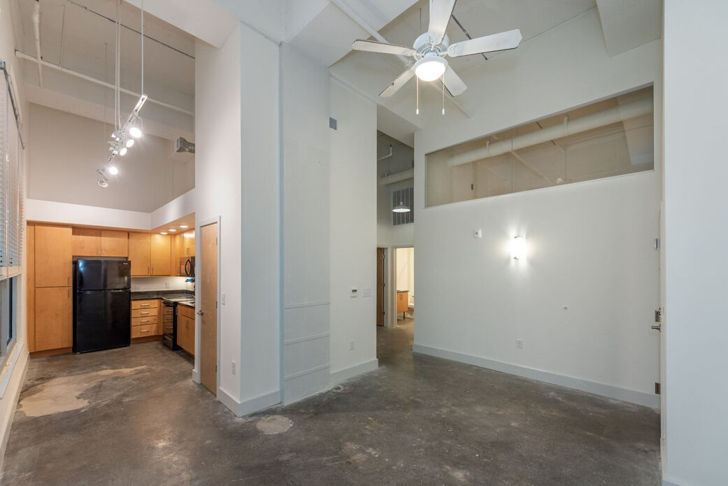 Petersburg ArtistSpace Lofts Image 21
