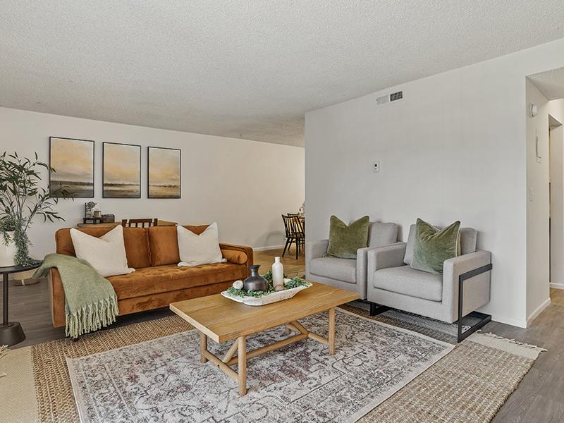 Mid Central Apartments Image 9