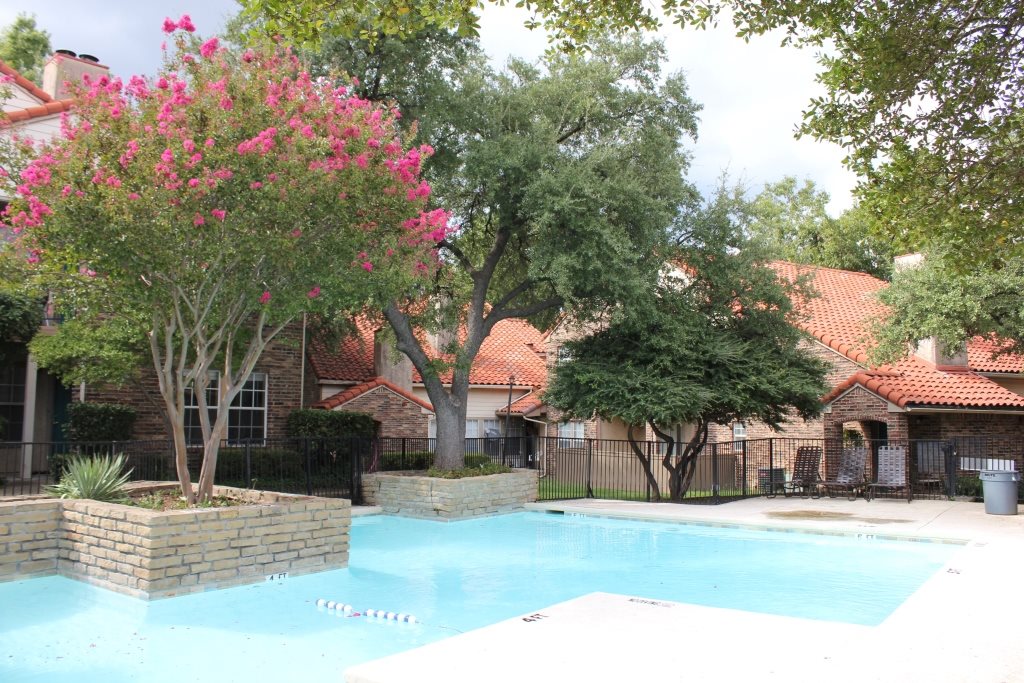 Apartments and Houses for Rent Near Me in Carrollton
