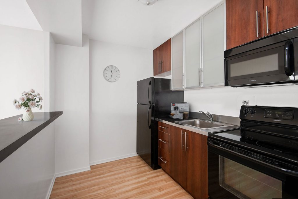 3130 North Lake Shore Drive Image 32