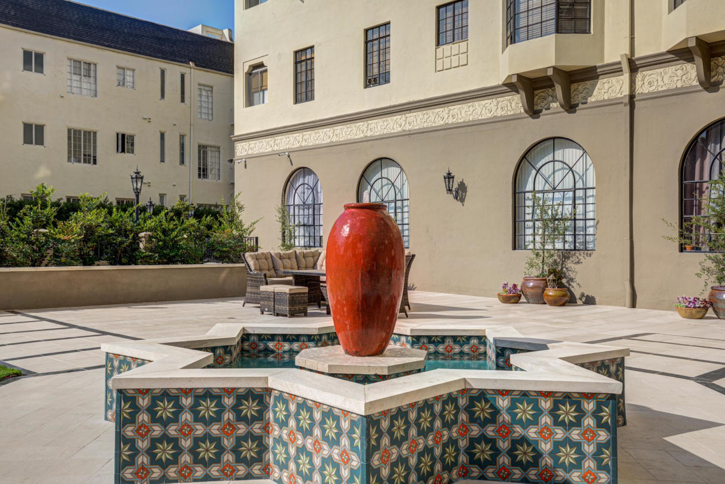 Hermoyne Apartments Image 29