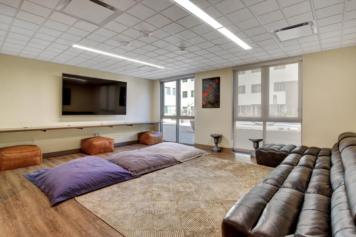 Student Housing - Echo 1055 Image 14