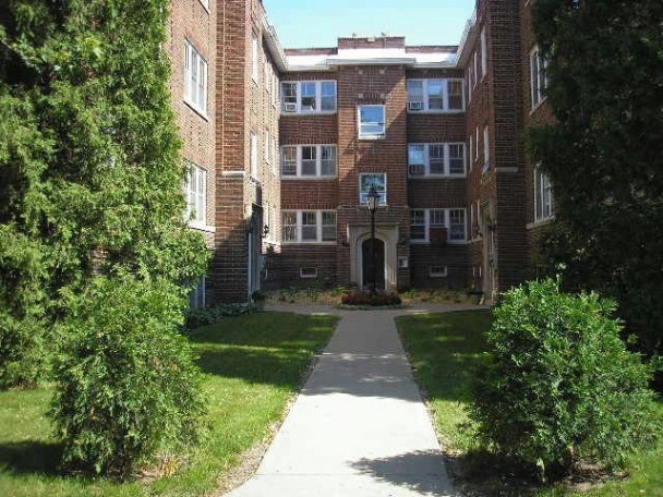 Ford Parkway Apartments Image 9