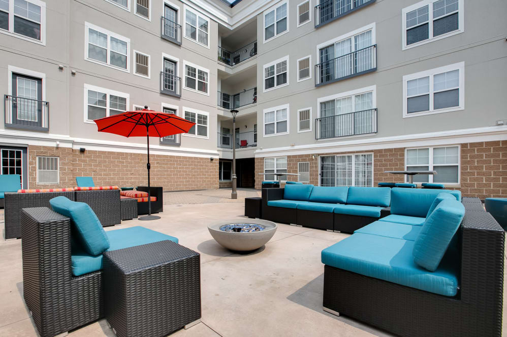 Loring Park Apartments Image 14