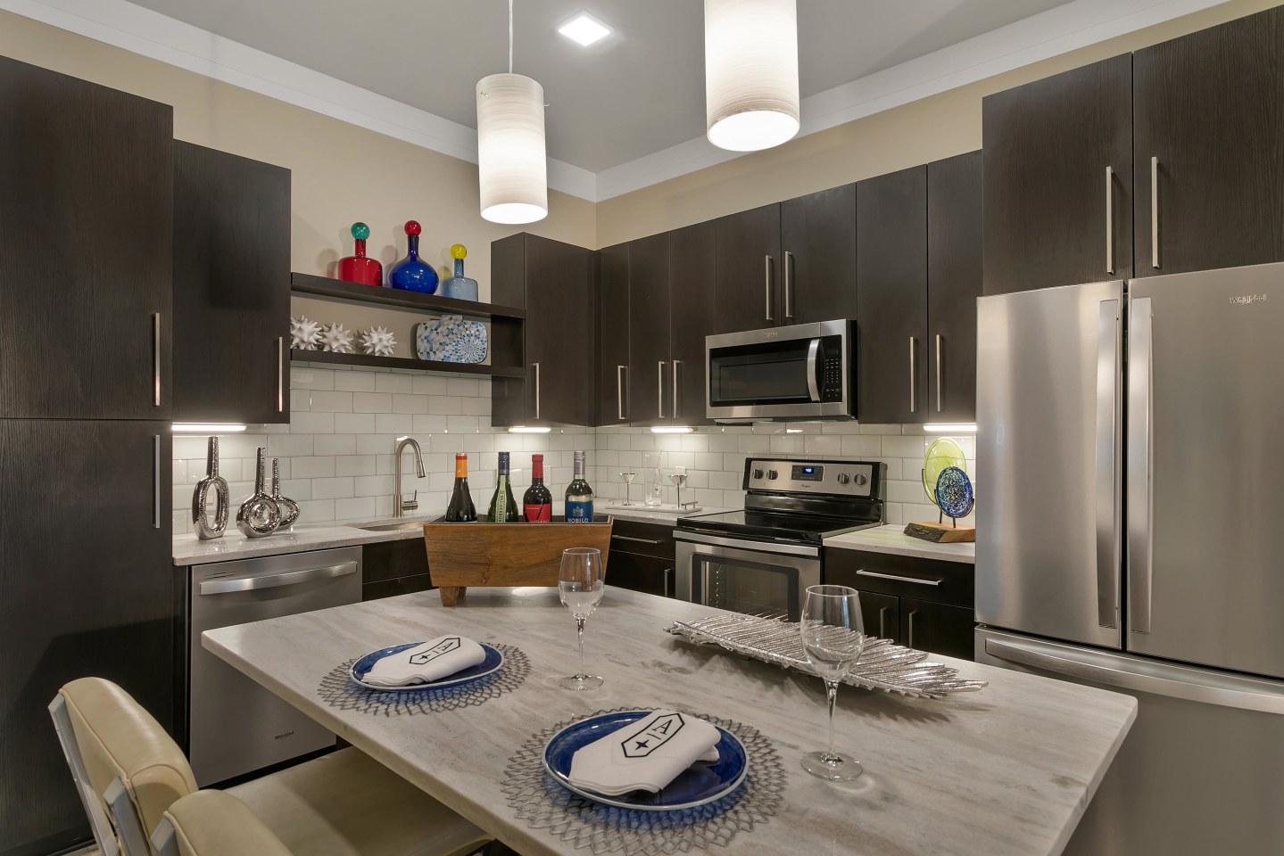 Aster Apartments Image 4