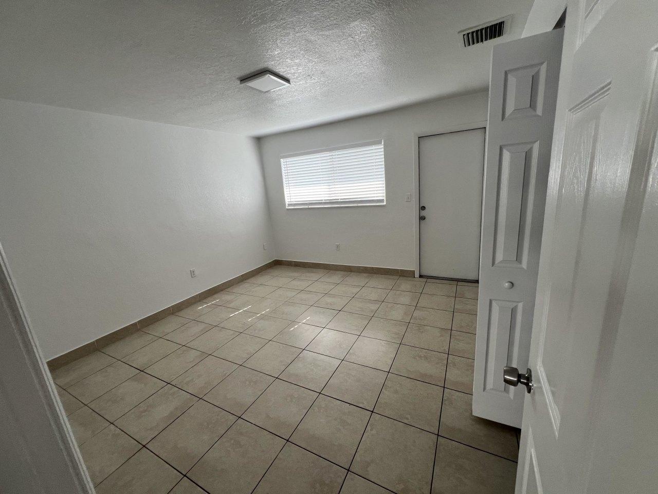 2030 Apartments Image 18