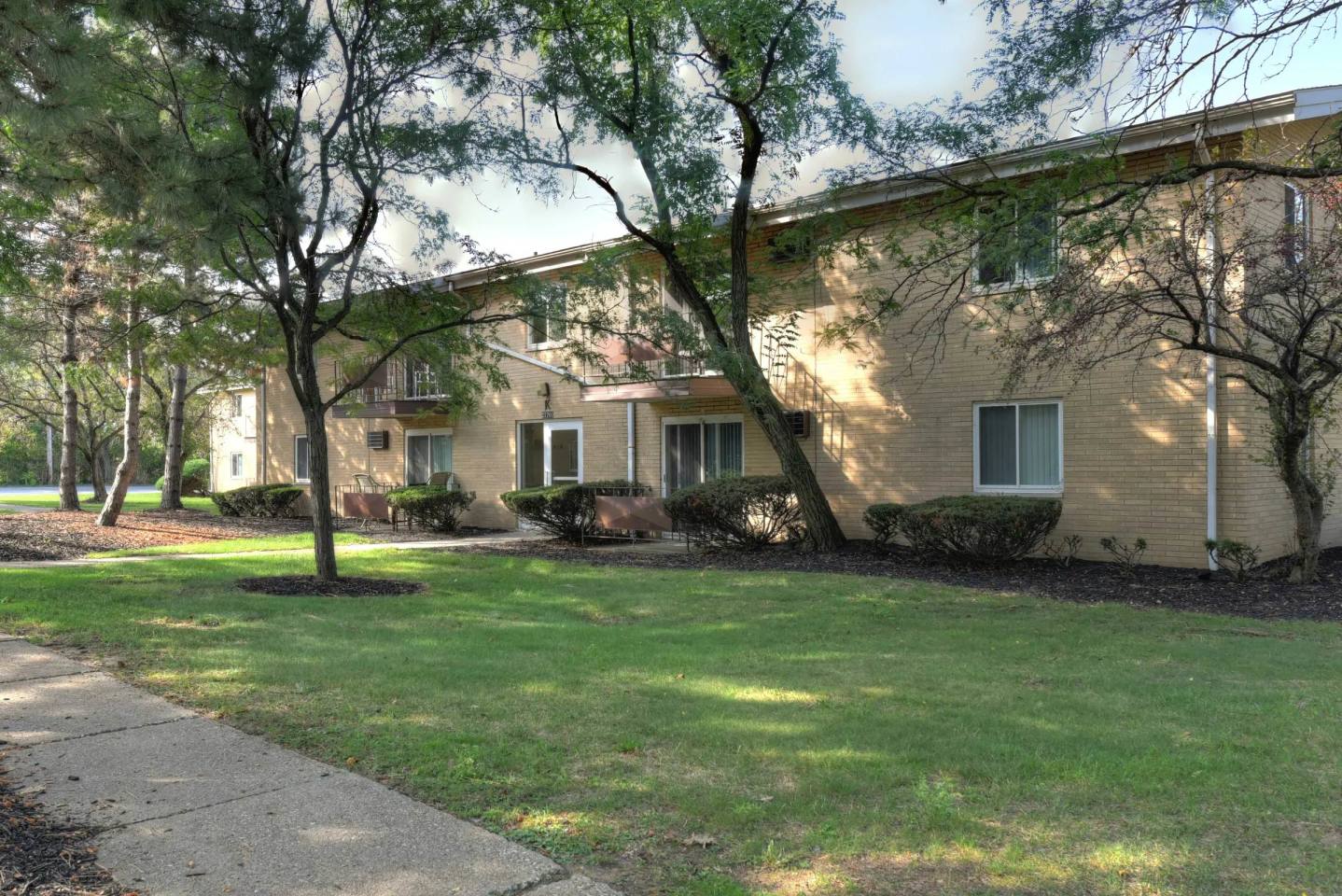 Affordable Housing- Euclid Apartments Image 14