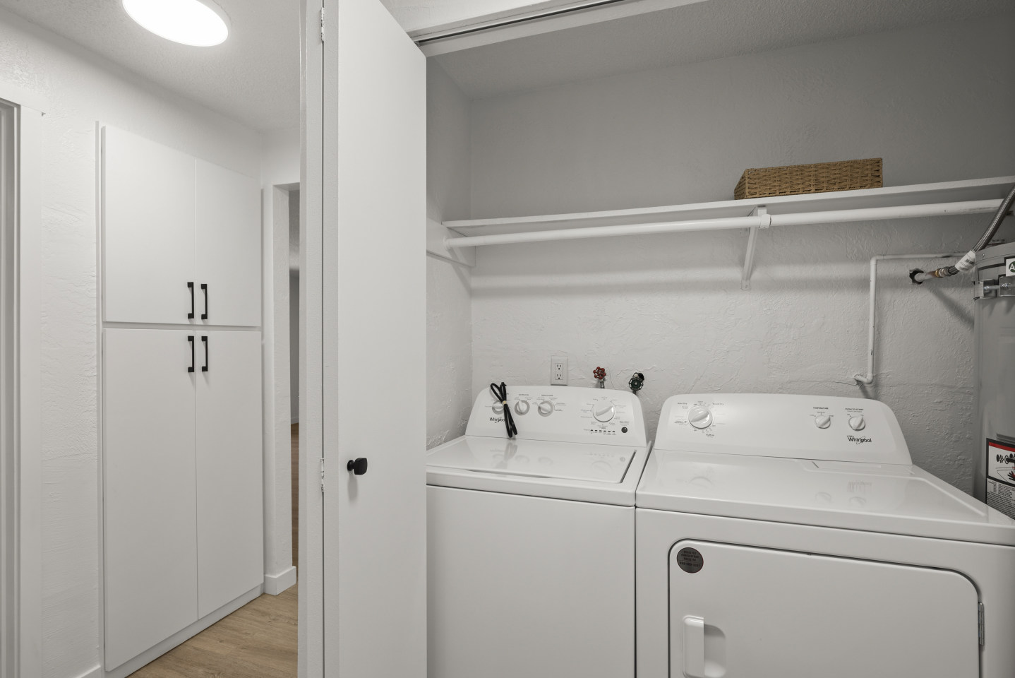 Chalet Apartments Image 63