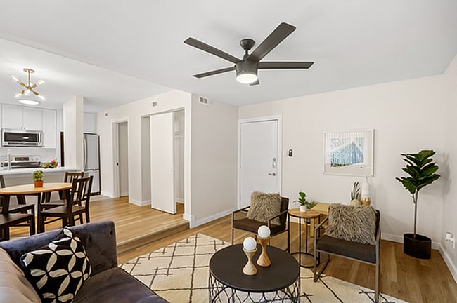 Prescott Luxury Apartments Image 12