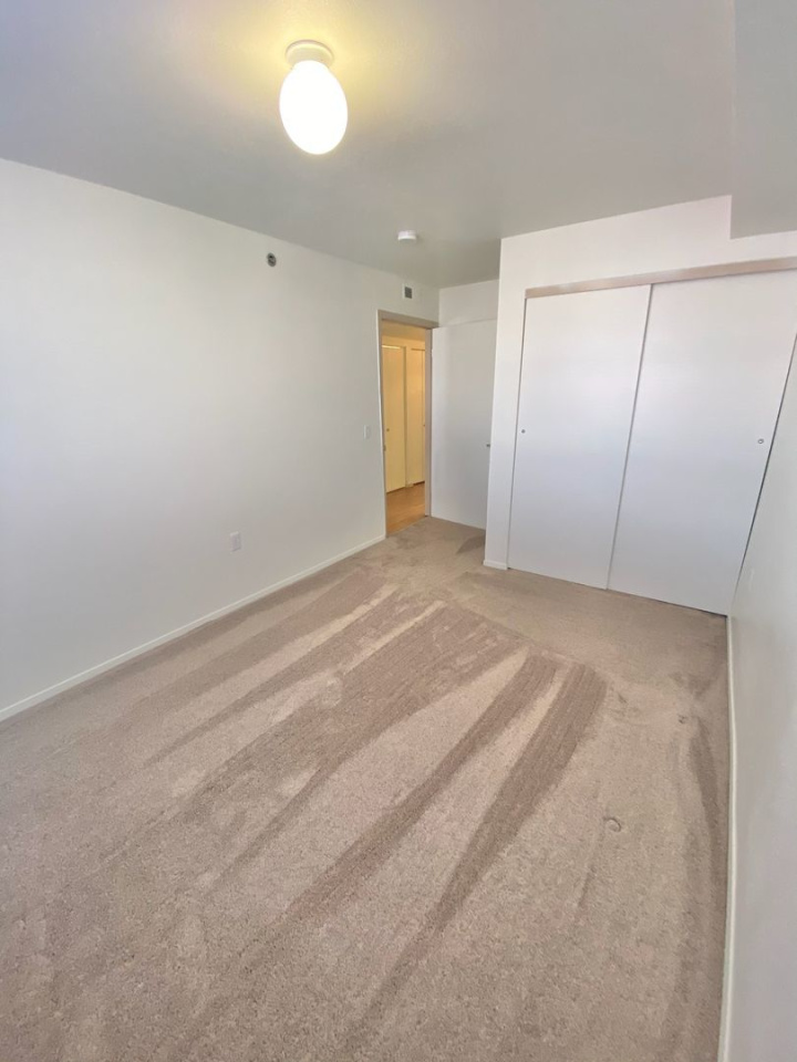Aspen Court Apartments Image 12