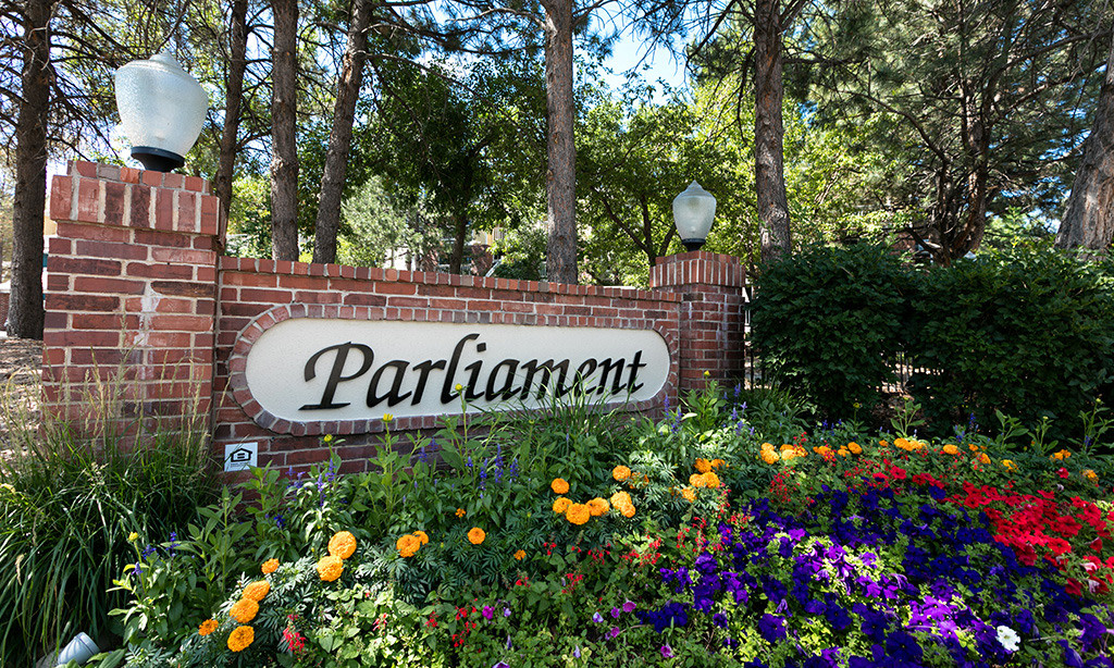 Parliament Apartments Image 16