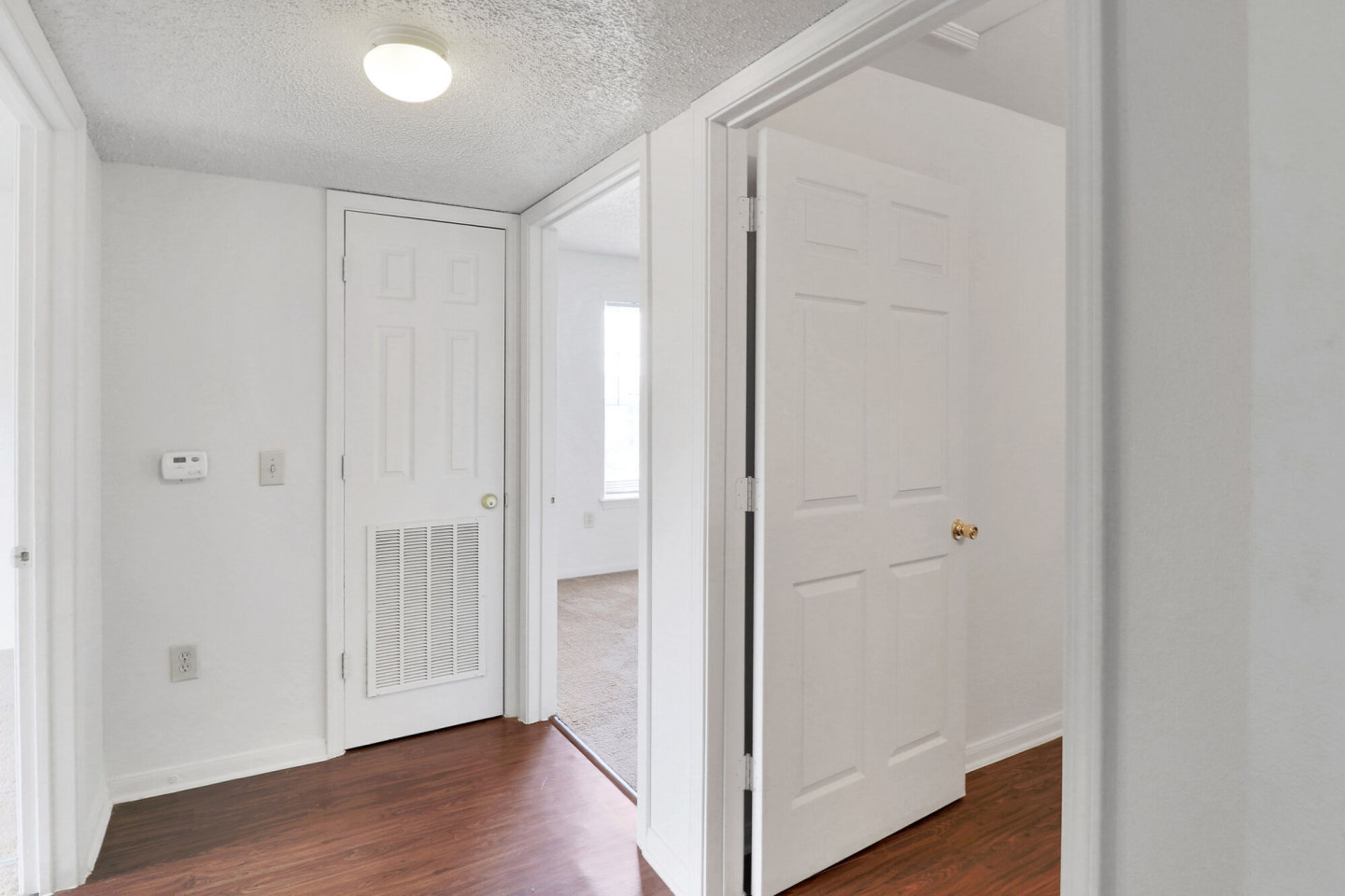 SouthWind Place Apartments Image 13