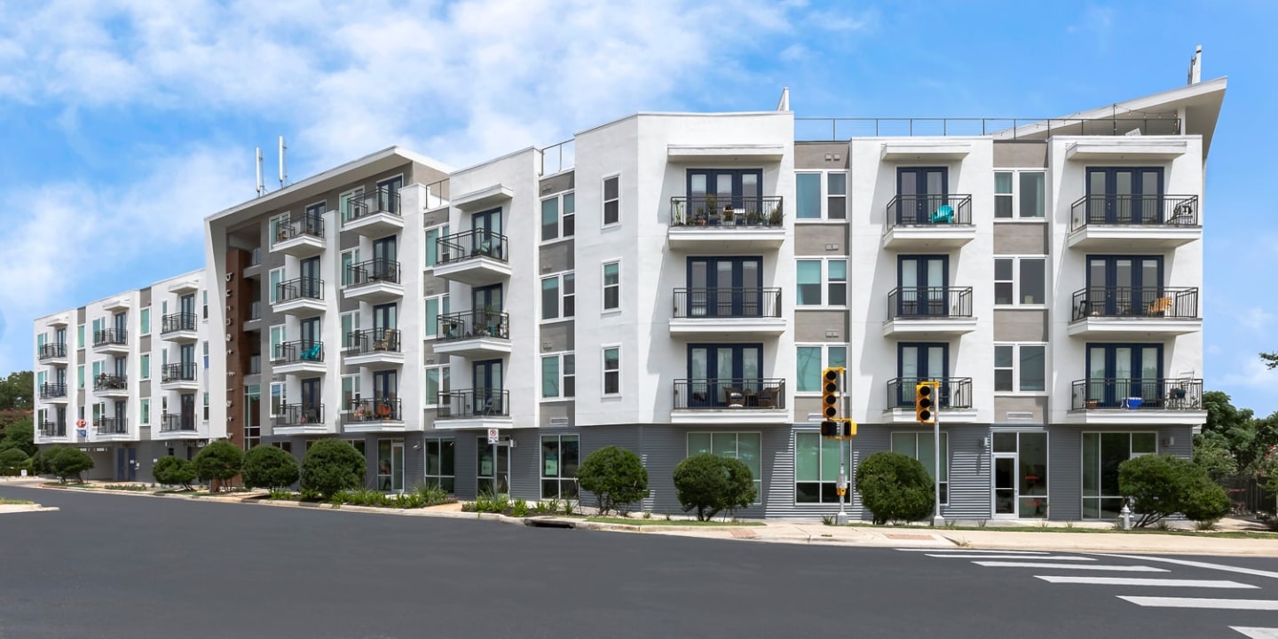 Burnet Flats Image 21