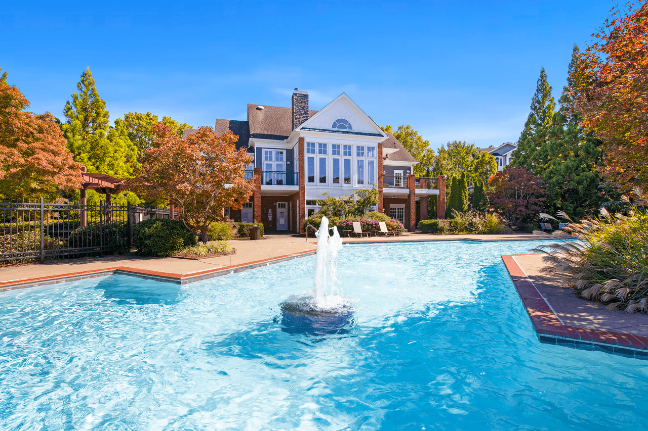 Lakeside at Town Center Apartments Image 39