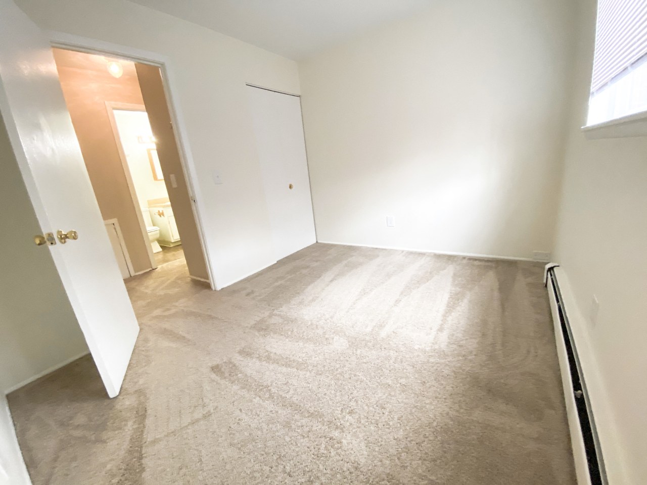 Evergreen Village Apartments & Townhomes Image 17