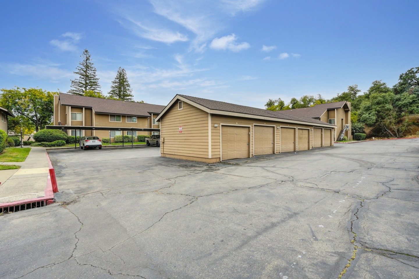 Rollingwood Condominium Rentals Image 12