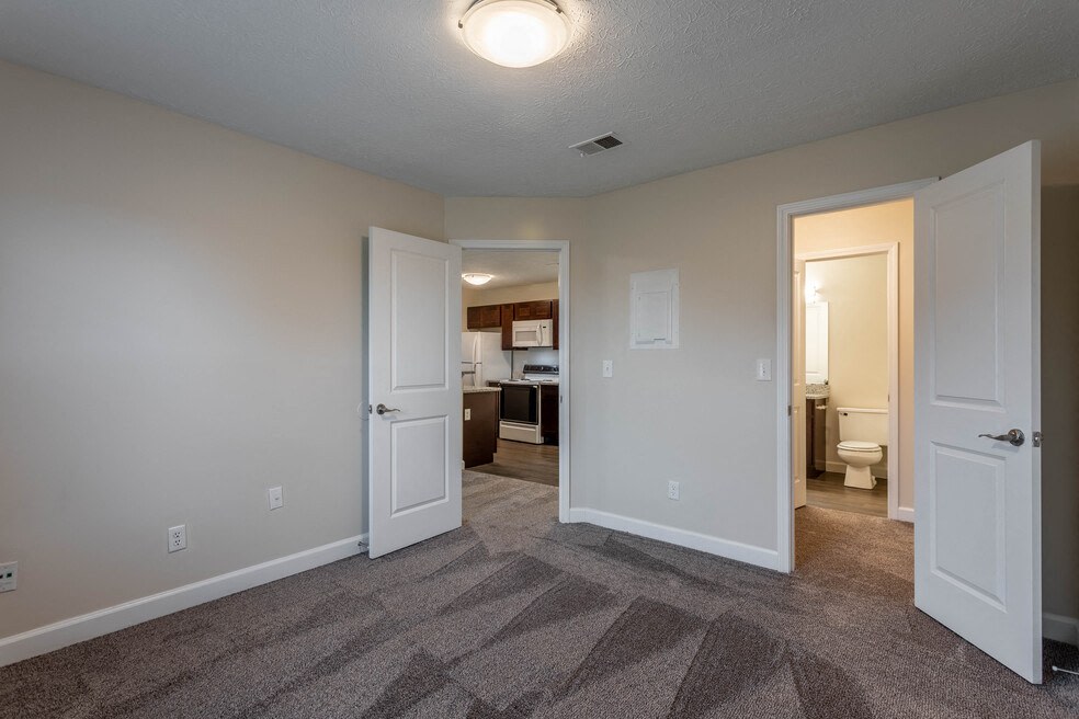 Bayside Apartment Homes Image 6