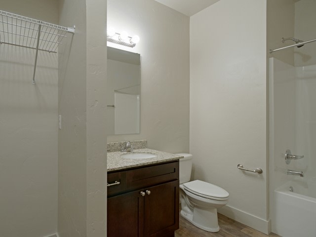 Steeplechase Apartments Image 12