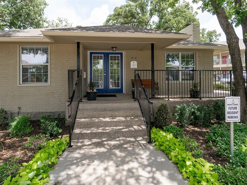 Residences at Holly Oaks Image 22