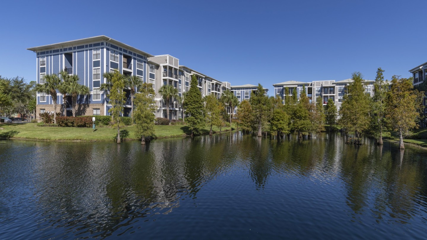 5 West Image 21