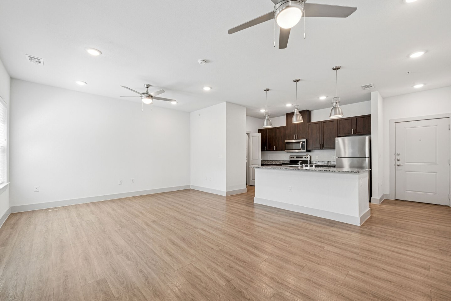 Plum Tree Apartments Image 1